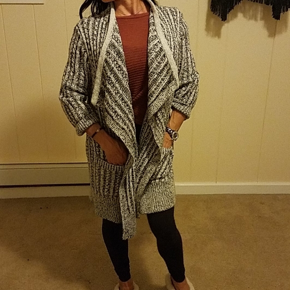 Cozy and chic Cardigan - Picture 4 of 4